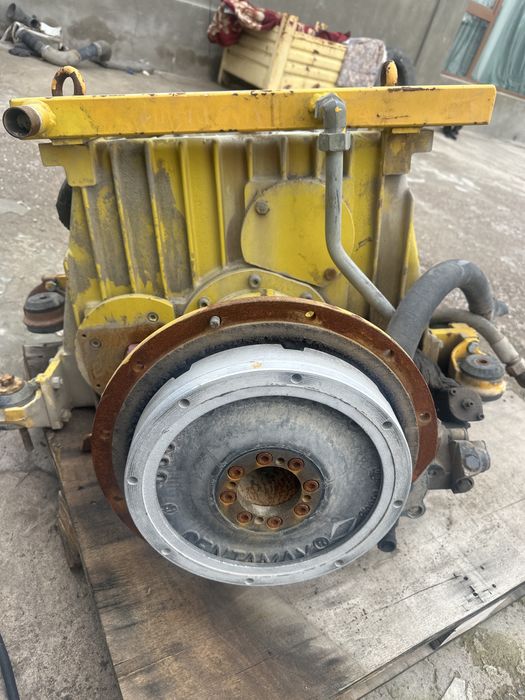 Продается гидронасос в сборе от асфальтоукладчика dynapac