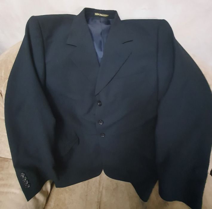 Мужской костюм темно-синий