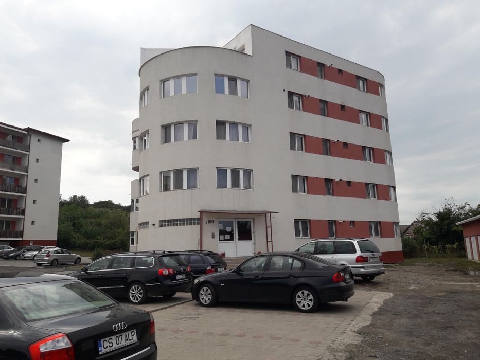 Apartament de închiriat