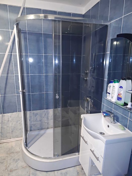 Nelu Pedolu .    Electrician si instalator