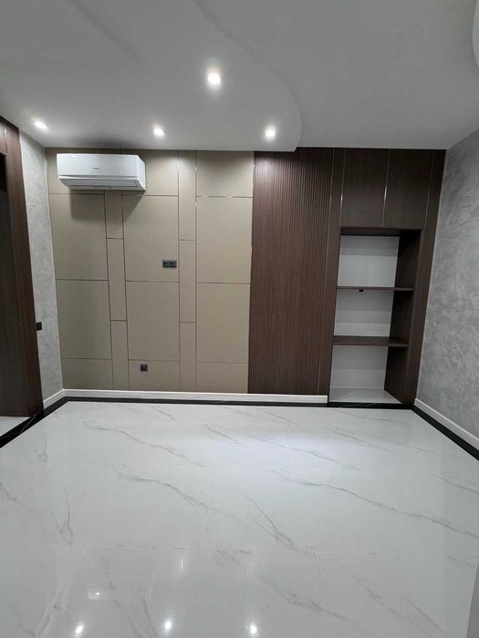 Продается помещение в Мирзо Улугбеке 78м2 с террасой 85м2
