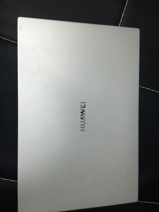 Huawei MateBook D14