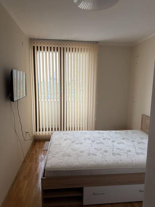 Дава под наем 3-стаен апартамент с паркомясто  гр.София кв.Симеоново