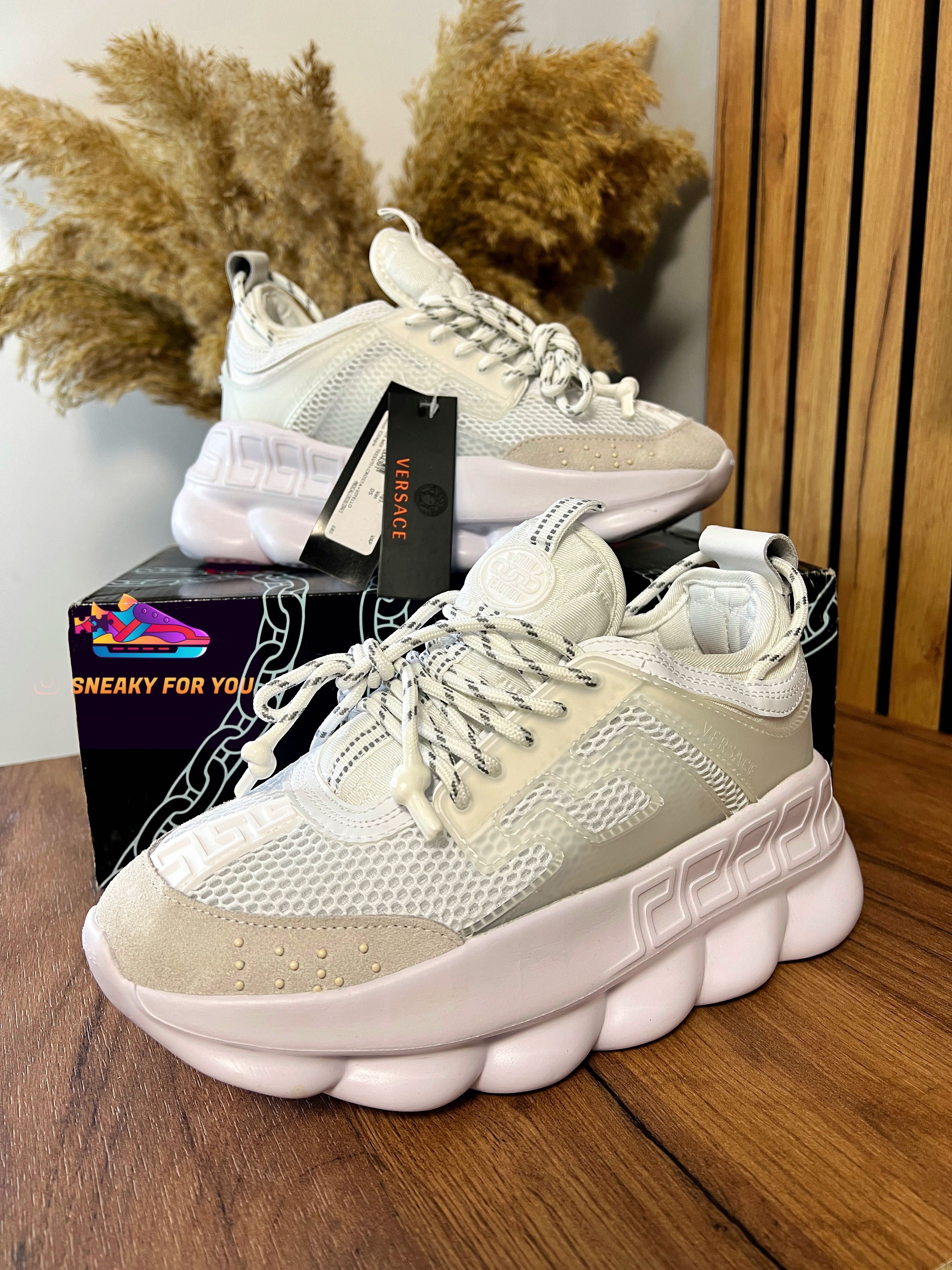 Versace shops chain reaction white