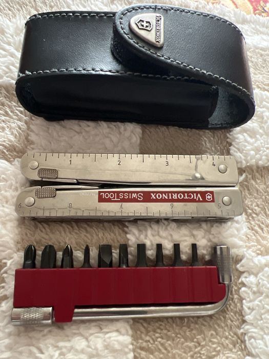 Victorinox Swiss