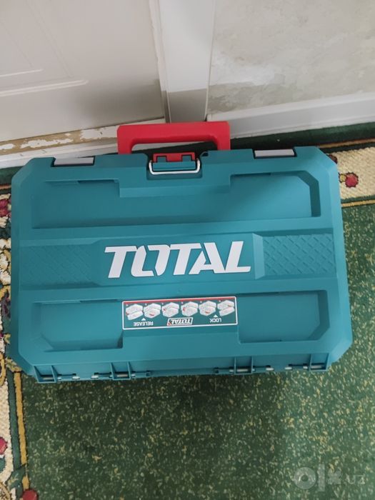 Total кейс для инструментов