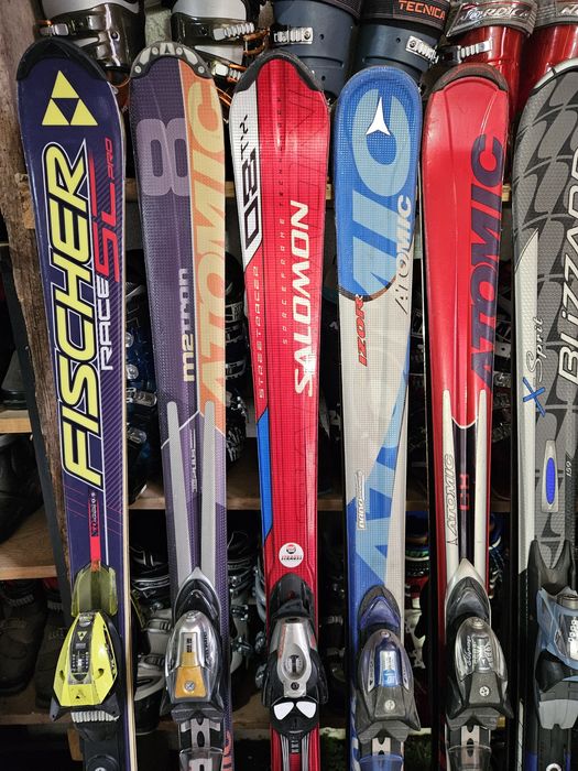 Schiuri schi ski  155- 160 cm