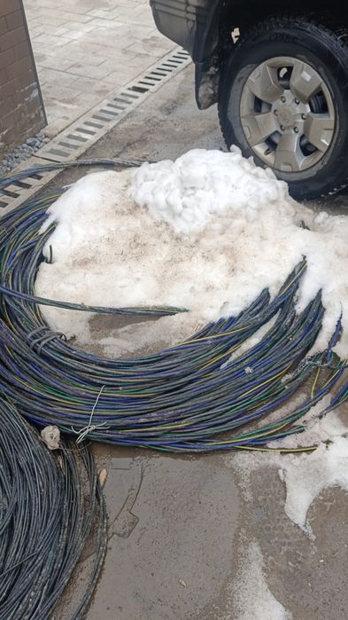 Продам Кабель 4х35 сип