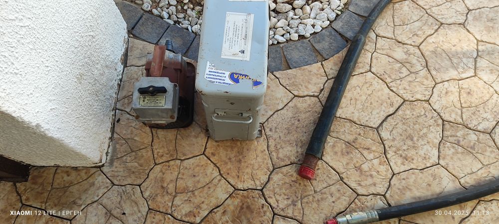 Продам. Глубинный вибратор