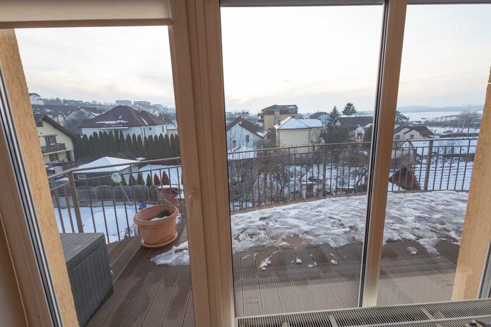 PF - apartament penthouse 3 camere, etaj 3, terasa 17mp, Strand Nou