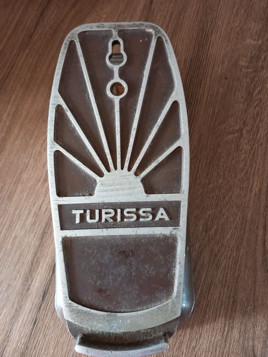 Vând mașină de cusut