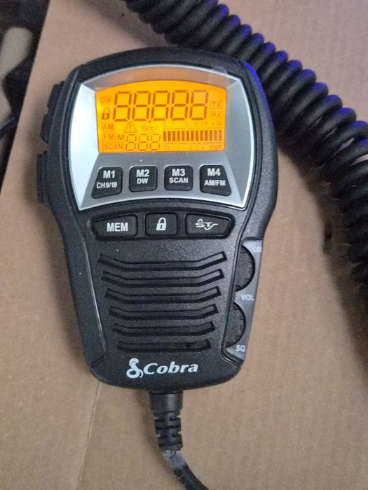 Stație CB Cobra 75 ST AM/FM + antenă PNI inox 66 cm – NOUĂ