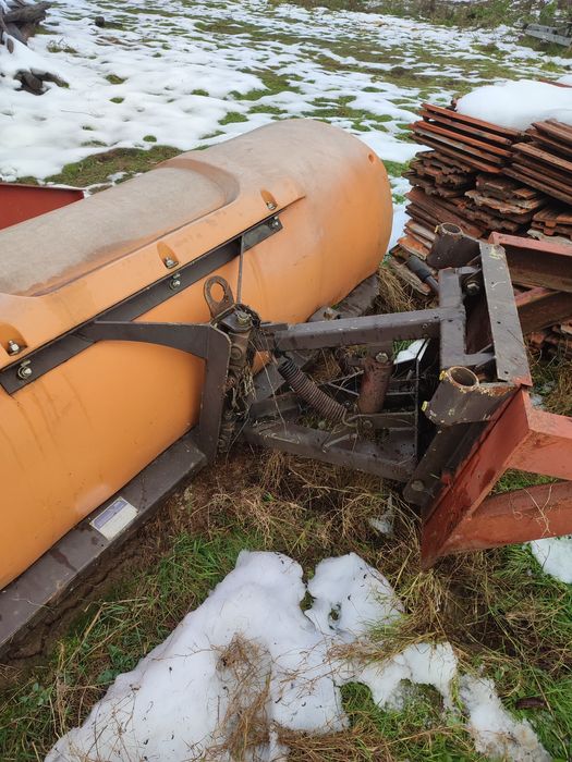 Lamă deszăpezire pentru tractor