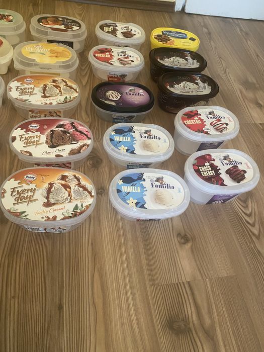 Пластмасови кутии от сладолед и други