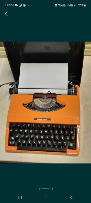 Mașină de scris Silver Reed impecabilă