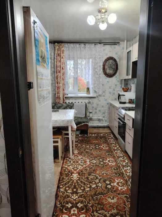 Продам 3-х квартиру 2 "кирпич" 69 кв.м 1/2 ул.Янушкевича д.80