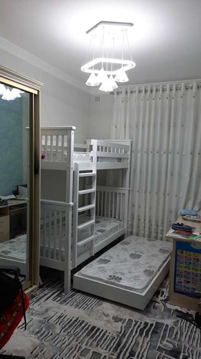 Шкаф для одежды и кровать 3-эт Б/У