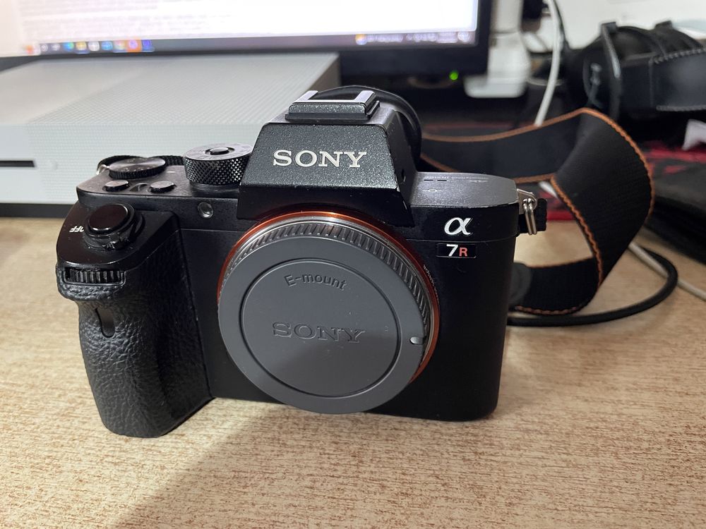 sony alpha shoulder strap