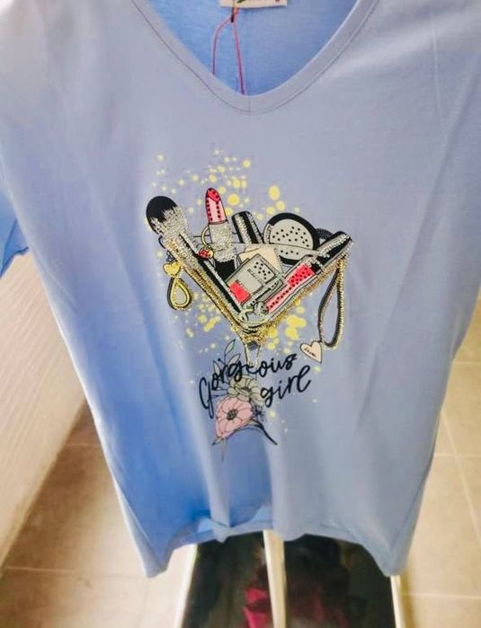 Продажа оптом и в розницу женские футболки. Турция привозные