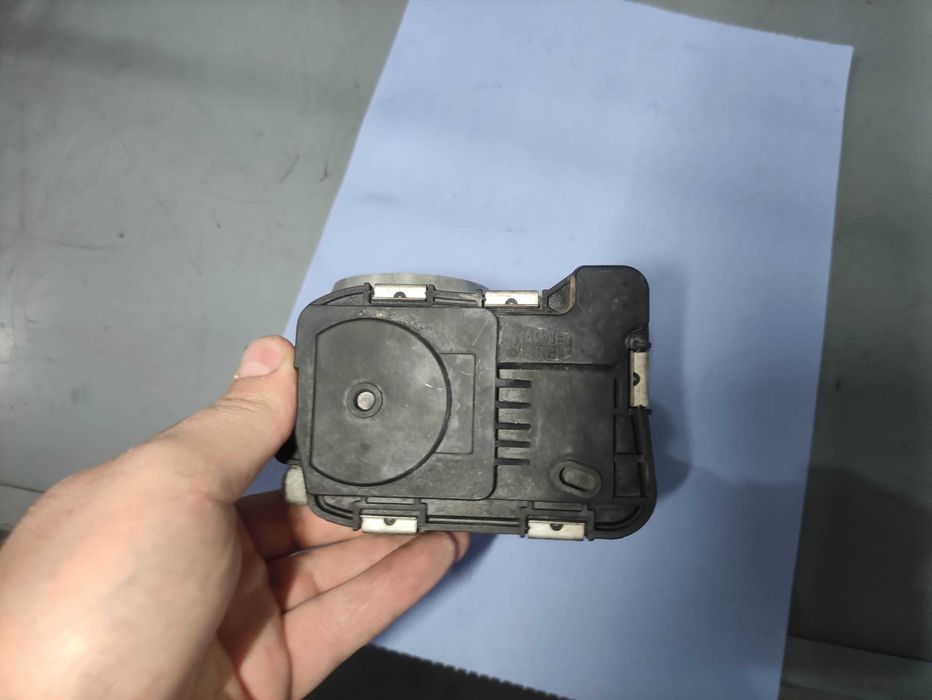 Clapeta acceleratie volkswagen vw golf 5 1.4 tsi cod 03c133062d