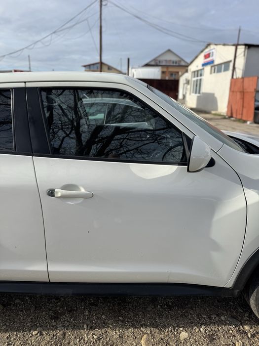 Bara capota far aripa usa Juke alb si negru ORICE PIESA DISPONIBILA!