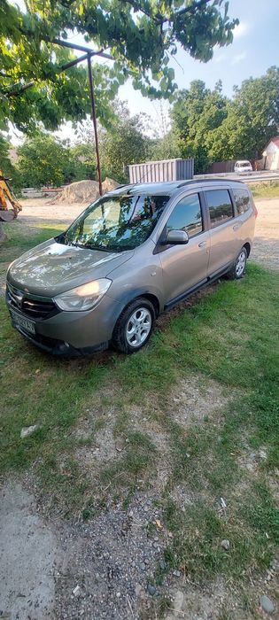 DACIA Lodgy 2012
