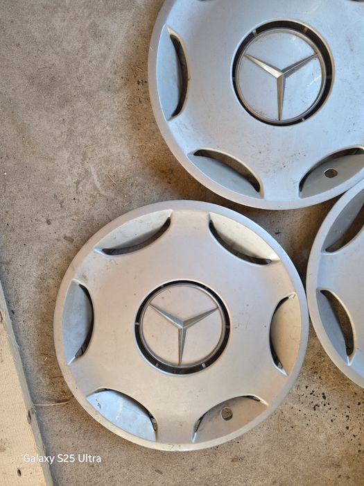 Продавам оригинални тасове 15 и 16 цола за Mercedes Мерцедес
