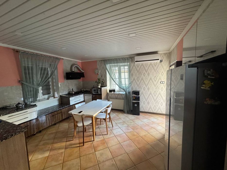 Срочно Сдается Яккасарайский р-н шикарный больщой дом