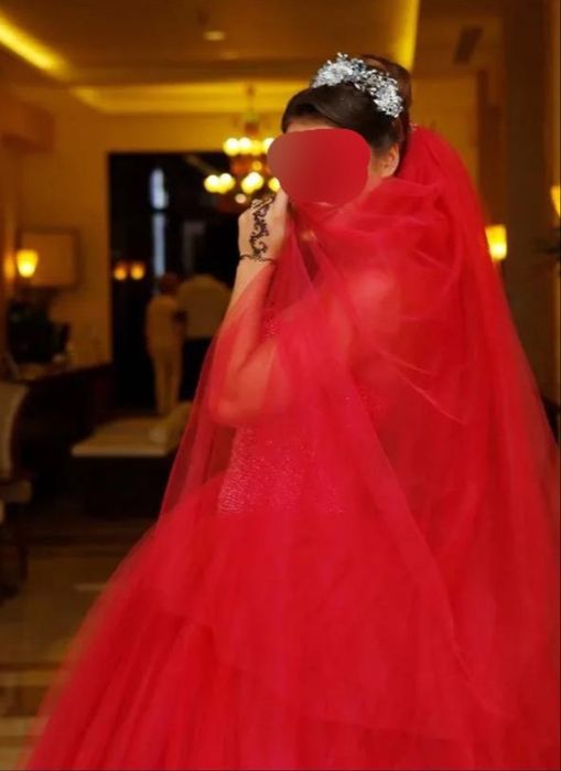 Платье свадебное, вечернее