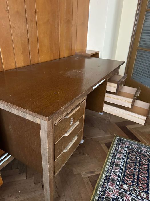 Ретро бюро с 6 чекмеджета