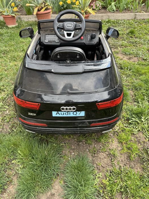 Електрическа количка Ауди Q7