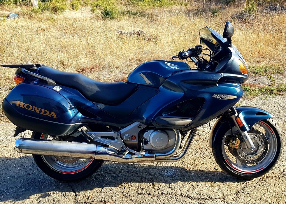Honda deauville 650 67cp 00