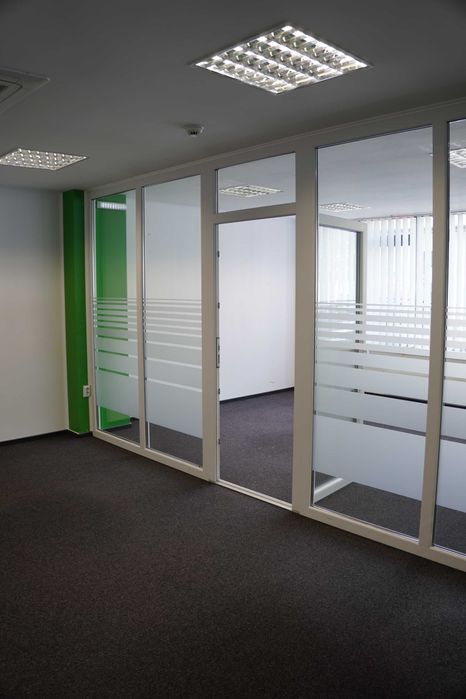 Birouri in Radauti (de la 25m2 pana la 140 m2 ) Cladire noua + Parcari + Dotari  / Alte spatii: Bucatarie utilata de 120 m2