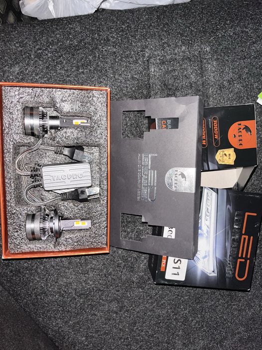 Продам лампы Н4 Led 4300k