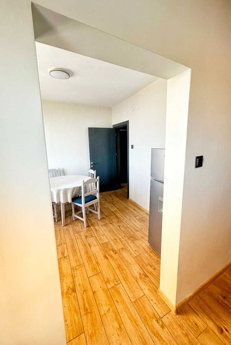 Дава се под наем Четиристаен апартамент в Асеновград - 116 кв.м за 382.5 € - Снимка #2