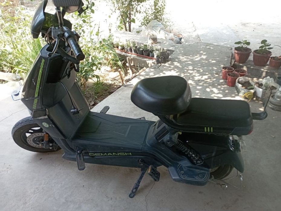 Skuter elektr електр скутер