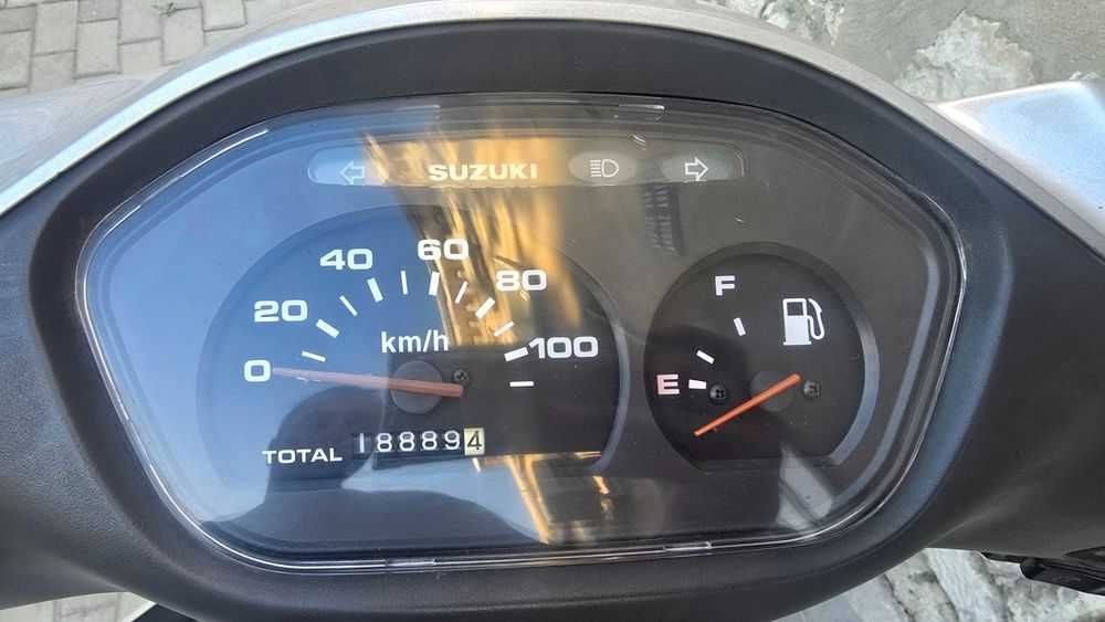 Продавам Suzuki UE 125