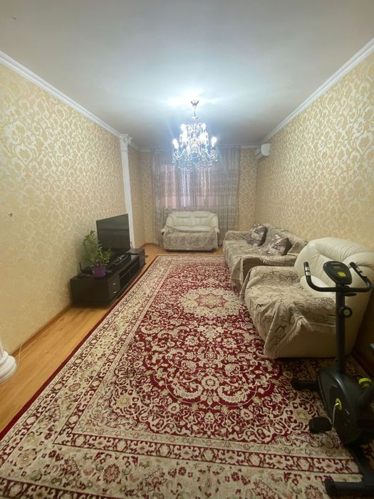 Продам 4 ком ЖК Болашак !