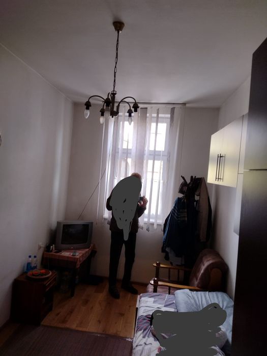 Garsoniera de vânzare