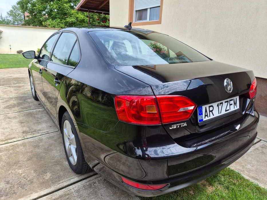 VOLKSWAGEN Jetta 2014 — imagine 3