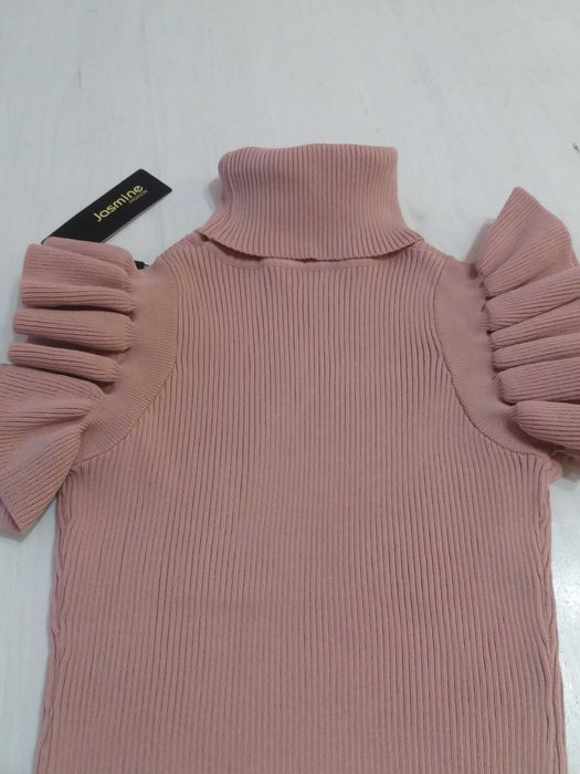 Нова блуза с поло яка