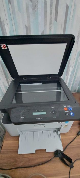 3 в 1 Принтер, ксерокс , сканер