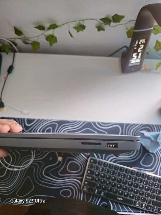 Laptop lenovo RTX 4050 ,16 gb RAM
