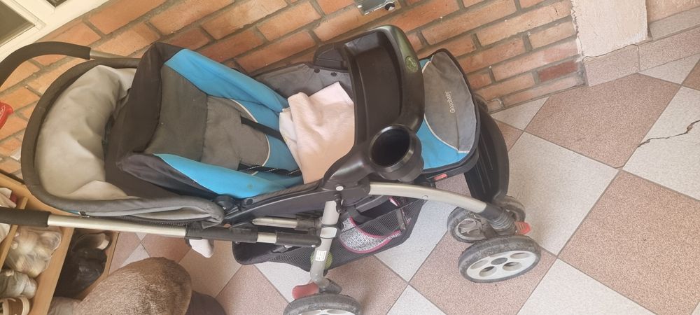 Продам детскую коляску