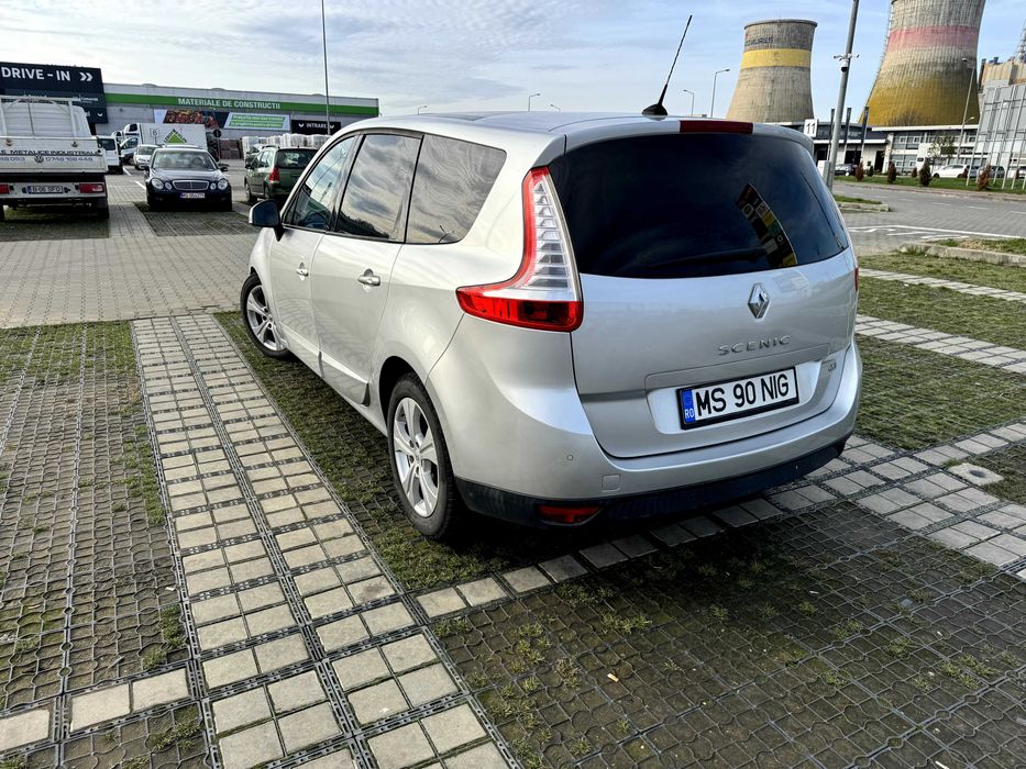 Vand Renault Grand Scenic III ,trapa panoramica,2 seturi de roti
