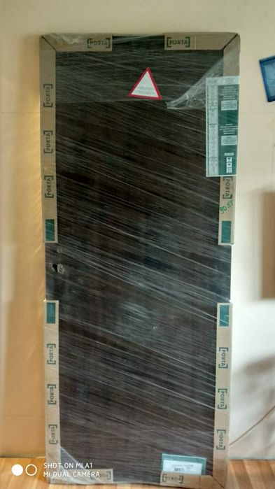2 uși de cameră noi, sigilate, mahon