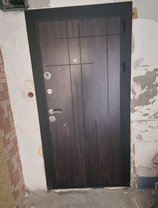 Продава се Двустаен апартамент в Радомир - 66 кв.м за 696 €/кв.м - Снимка #1