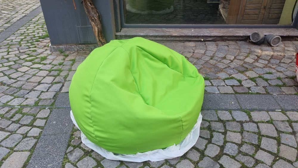 Нов Барбарон Пуф