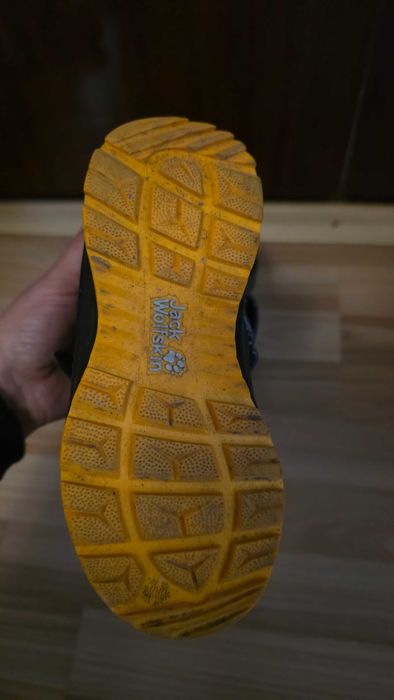 Детски боти за момче