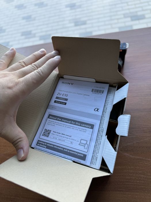 СРОЧНО!! Sony ZV-E10 в отличном состоянии